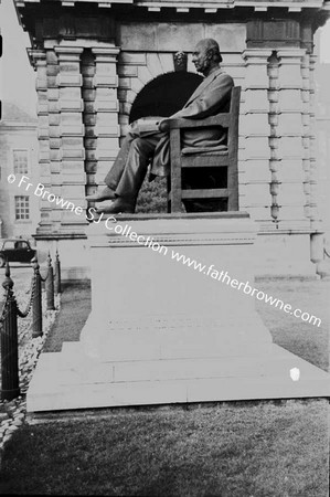 TRINITY COLLEGE LECKY MONUMENT